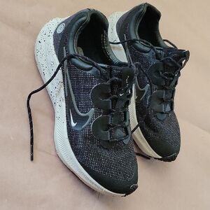 Nike Zoom Winflo 8 Shield Women's